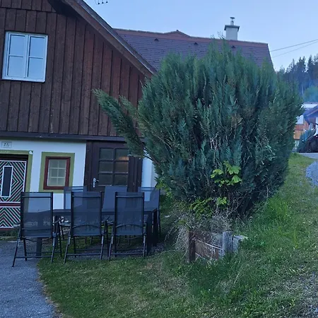 Holiday home Gaestehaus In Ruhiger Lage Zum Entspannen Sankt Kathrein am Offenegg