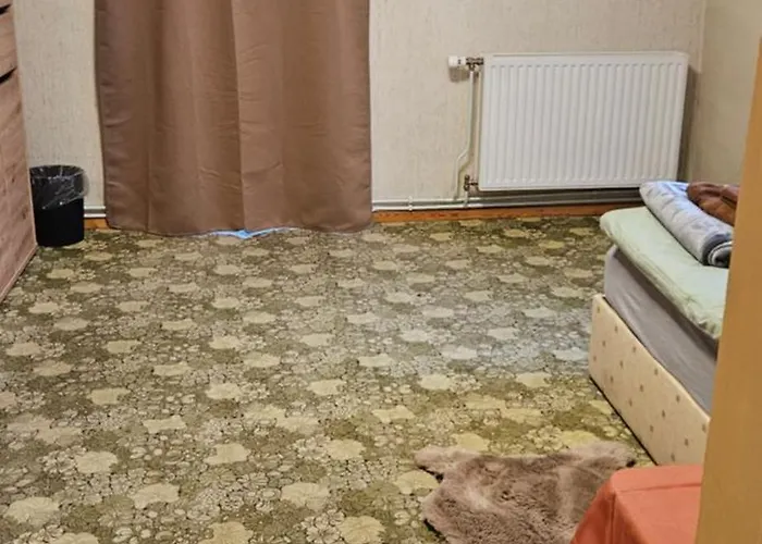 Gaestehaus In Ruhiger Lage Zum Entspannen Hébergement de vacances